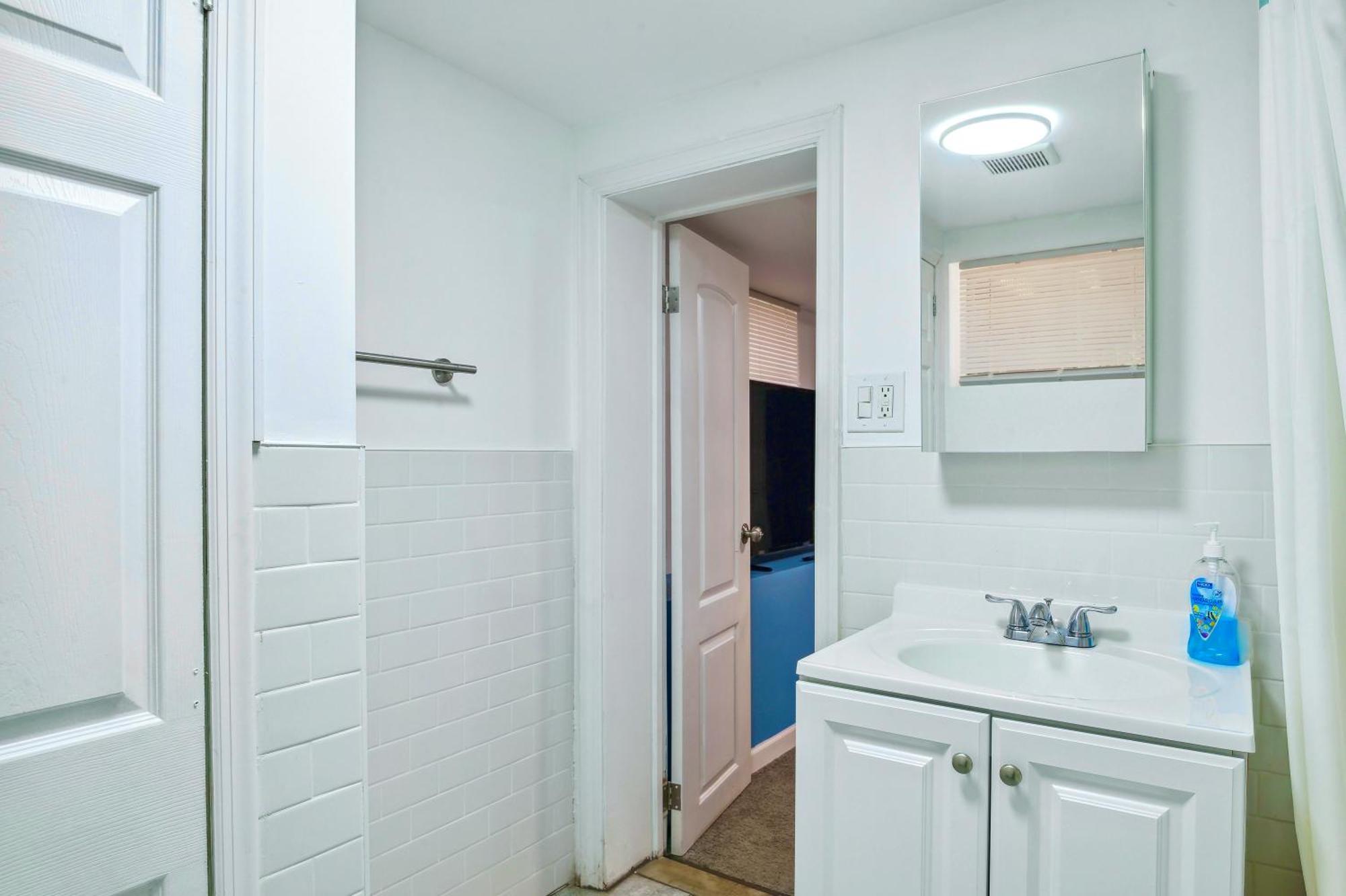 2 Bedroom Cozy Gem Manhattan Beach Нью-Йорк Екстер'єр фото